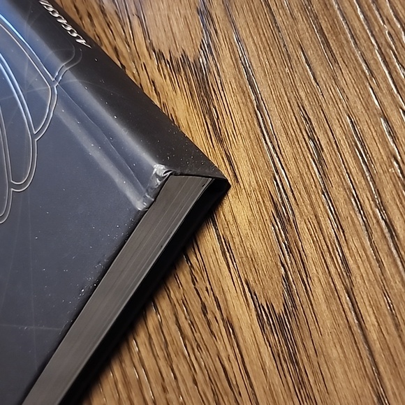 Assassin's Creed: Origins Official Collector's Edition Gudie HC - Picture 3 of 4